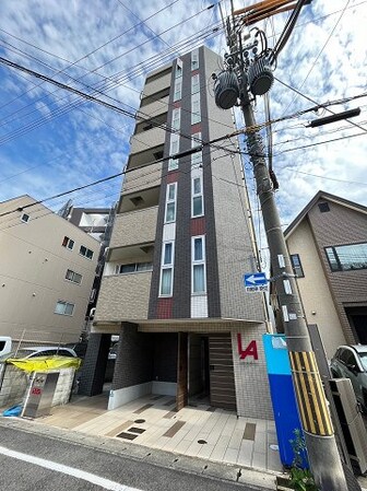 ランドアート甲子園の物件外観写真